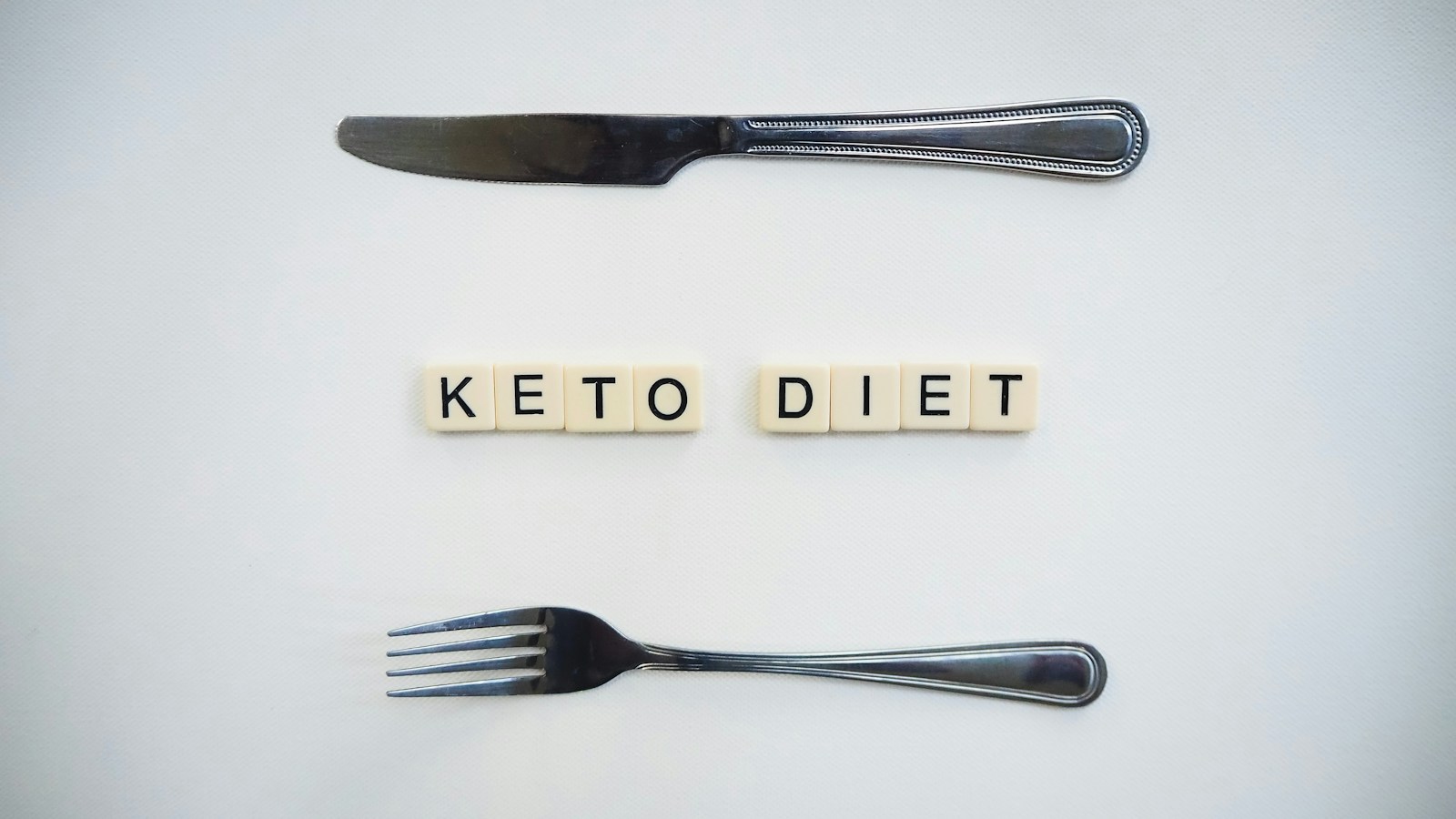 Keto 101: An Introductory Guide to the Ketogenic Lifestyle